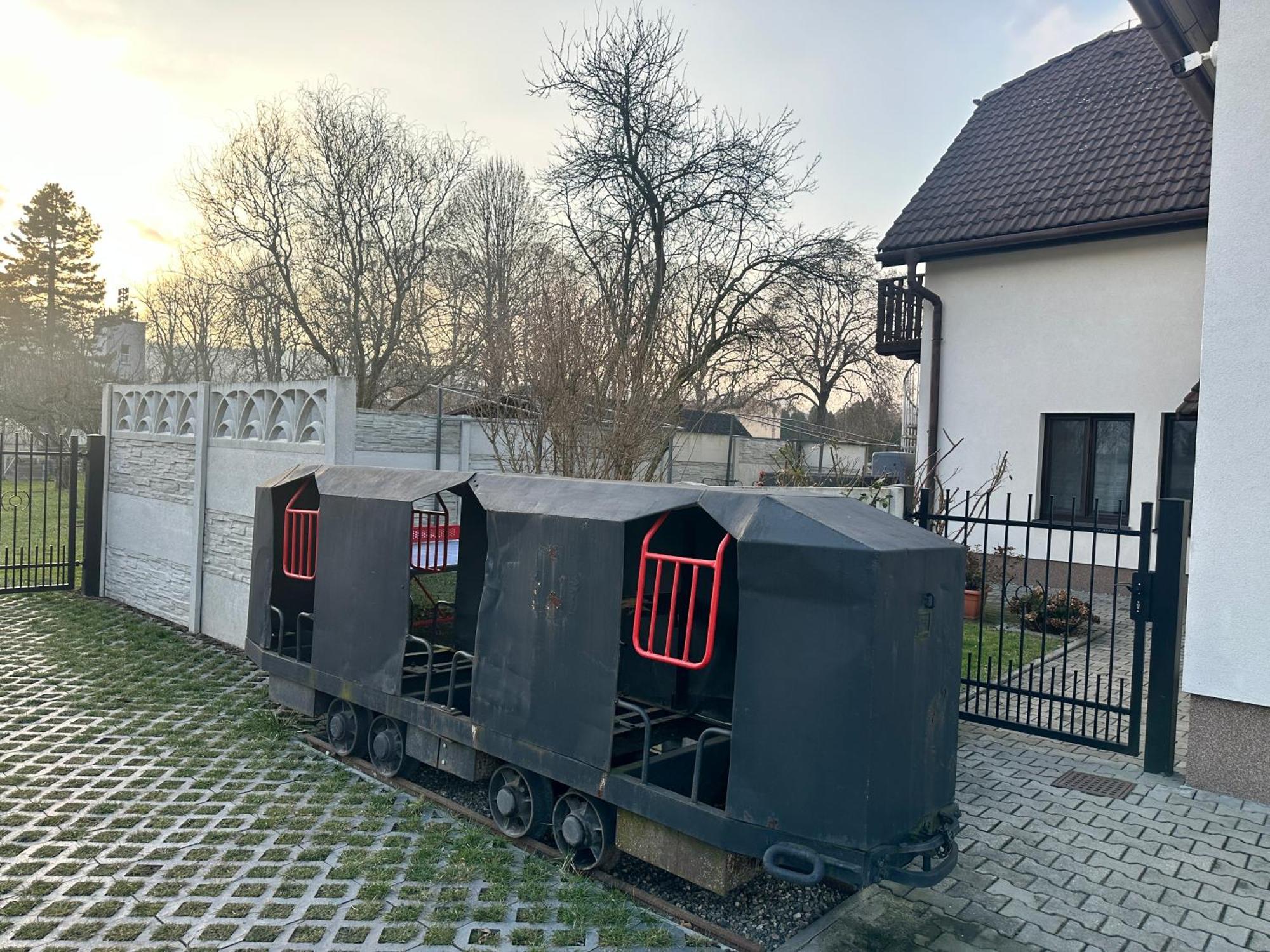 Apartament Penzio Ostrawa Zewnętrze zdjęcie